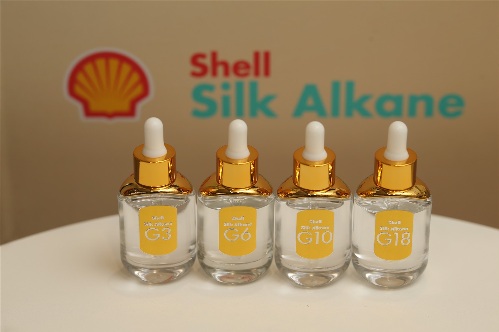 Shell Silk Alkane: A premium, pharmaceutical-grade ingredient powered by Gas-to-Liquids (GTL) technology for beauty and personal care applications