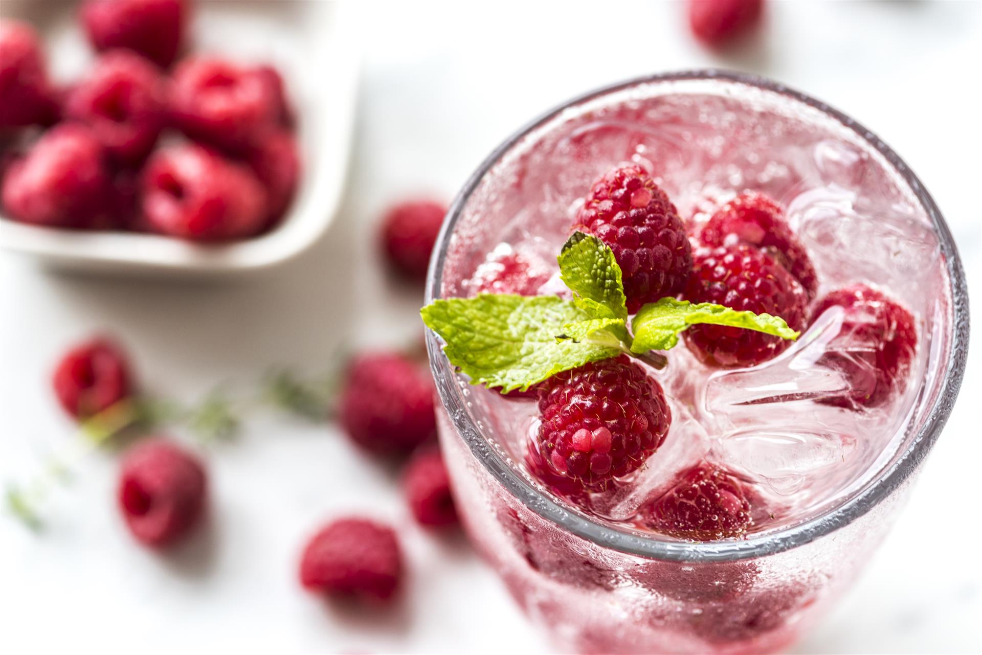 raspberry-mint-infused-water-recipe